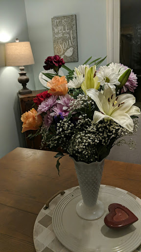 Florist «Northwest Florist», reviews and photos, 4 Crystal Lake Plaza, Crystal Lake, IL 60014, USA