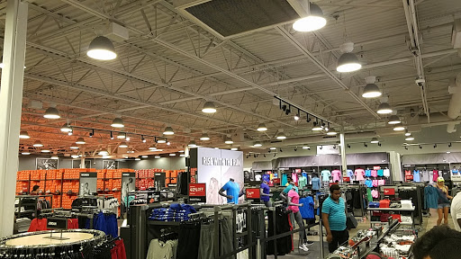 Clothing Store «Nike Factory Store», reviews and photos, 10700 Factory Shop Blvd, Gulfport, MS 39503, USA