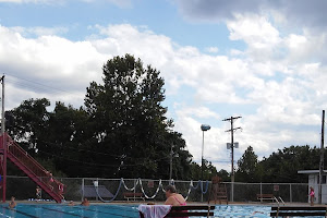 Bellevue Memorial Park & Pool