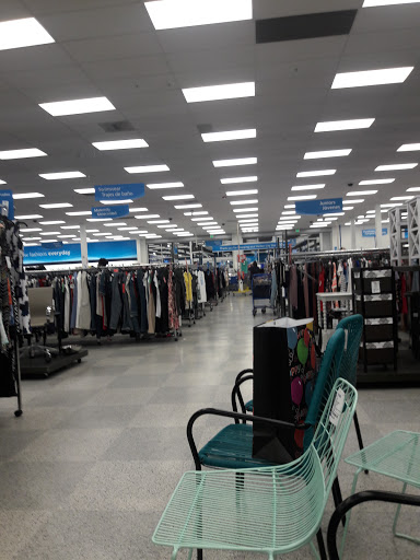 Clothing Store «Ross Dress for Less», reviews and photos, 902 Sepulveda Blvd, Harbor City, CA 90710, USA