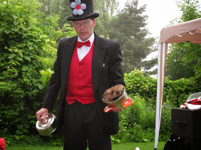 Magical Marvin (www.magicalmarvin.ca) - Amazing Ottawa Magician