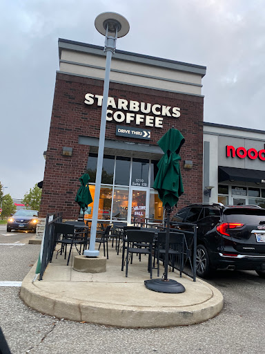 Starbucks, 5710 W 86th St, Indianapolis, IN 46278, USA, 