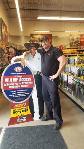 Auto Parts Store «Advance Auto Parts», reviews and photos, 1001 Chestnut St, Emmaus, PA 18049, USA