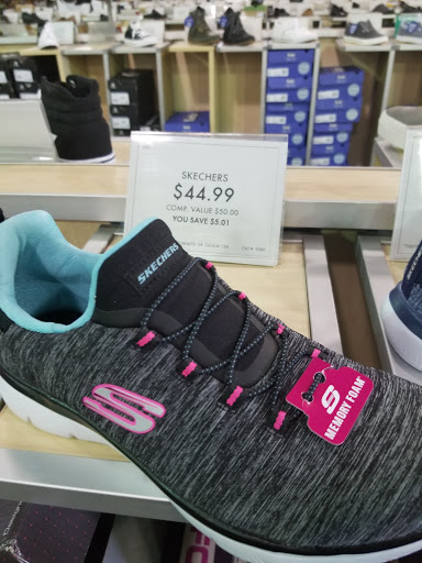 Shoe Store «DSW Designer Shoe Warehouse», reviews and photos, 79150 CA-111, La Quinta, CA 92253, USA