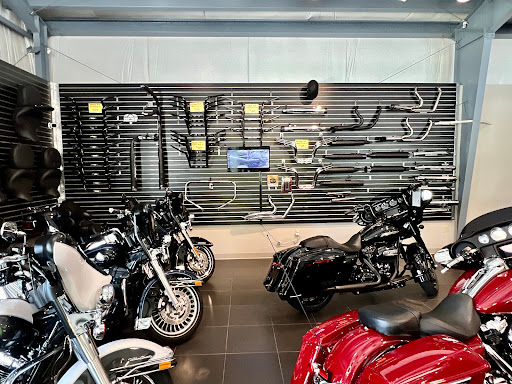 Motorcycle Dealer «Monarch Motor Sports LLC», reviews and photos, 17 Gigante Dr, Hampstead, NH 03841, USA