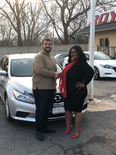 Used Car Dealer «Royal Car Center», reviews and photos, 3950 Roosevelt Blvd, Philadelphia, PA 19124, USA