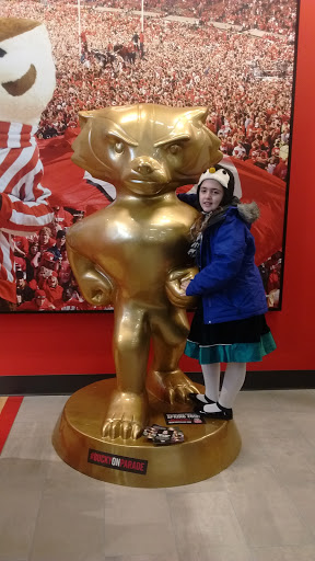 Clothing Store «University Book Store: Hilldale», reviews and photos, 702 N Midvale Blvd, Madison, WI 53705, USA