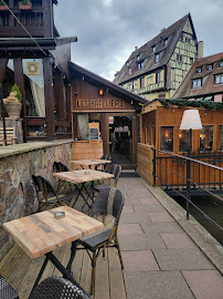 Atmosphère du Restaurant de spécialités alsaciennes Les Bateliers à Colmar - n°3