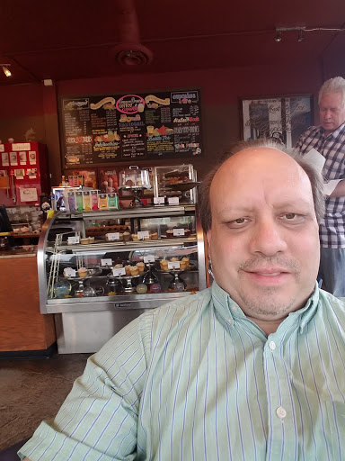 Coffee Shop «Common Ground Coffee & Cupcakes», reviews and photos, 900 S 3rd St # A, Renton, WA 98057, USA