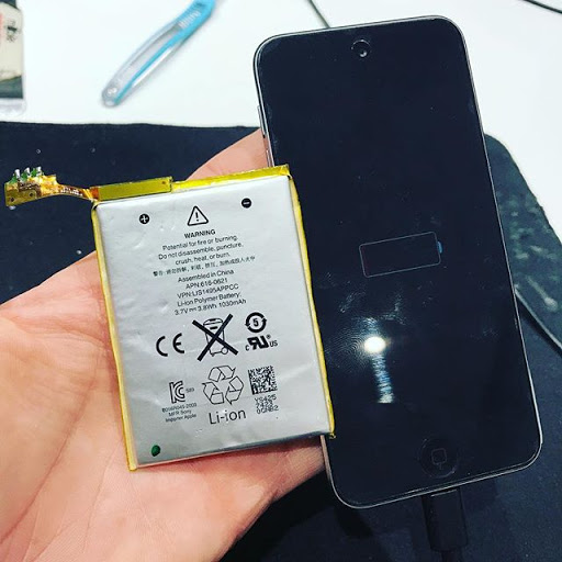 Electronics Repair Shop «Cellfone MD - cell phone repair», reviews and photos, 7637 N Milwaukee Ave, Niles, IL 60714, USA