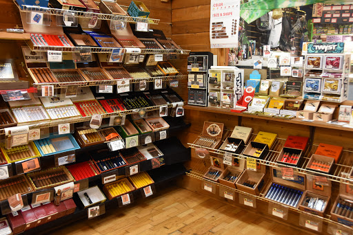 Tobacco Shop «Knuckleheads Tobacco & Gifts», reviews and photos, 550 State St, Madison, WI 53703, USA