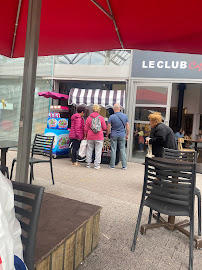 Atmosphère du Restauration rapide Le Club Café Carré de Soie à Vaulx-en-Velin - n°3