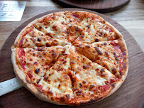 Plats et boissons du Pizzeria POPPIE’S PIZZA CERGY - n°1