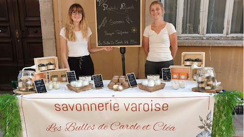 Magasin de cosmétiques Les Bulles de Carole et Cléa Le Val