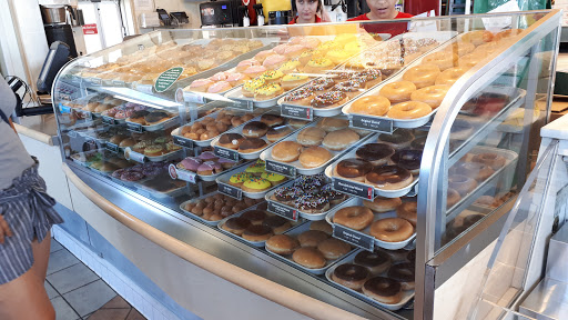 Shopping Mall «Southland Shopping Center», reviews and photos, 6944 W 130th St, Middleburg Heights, OH 44130, USA