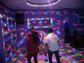 Disco Bar Karaoke - La Escondida