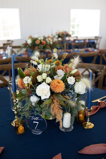 Florist «Dixon Florist & Gift Shop», reviews and photos, 150 E A St, Dixon, CA 95620, USA