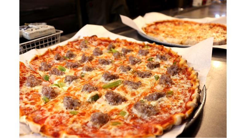 #1 best pizza place in Duluth - Sammy's Pizza & Restaurant