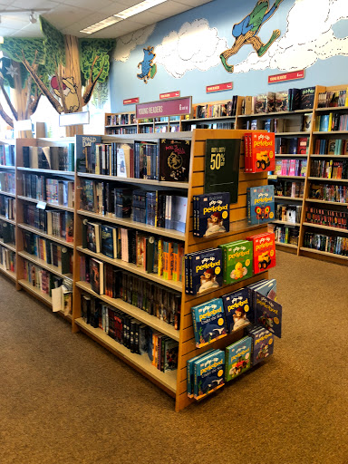 Book Store «Barnes & Noble Booksellers East Brunswick», reviews and photos, 753 New Brunswick Ave, East Brunswick, NJ 08816, USA