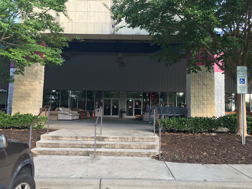 Thrift Store «Durham Rescue Mission Thrift Stores», reviews and photos, 10701 Glenwood Ave, Raleigh, NC 27617, USA