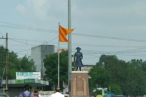 Maharaja Yashwant Rao Statue image