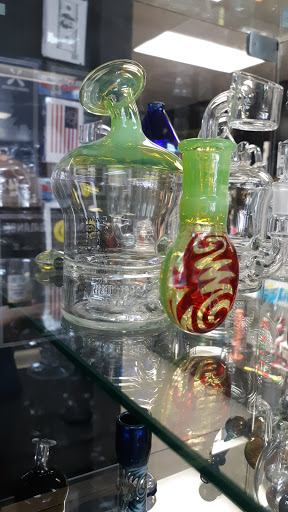 Tobacco Shop «Four Two Zero Peace Avenue», reviews and photos, 6656 US-1, Port St Lucie, FL 34952, USA