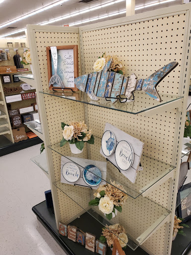 Craft Store «Hobby Lobby», reviews and photos, 13200 Aurora Ave N, Seattle, WA 98133, USA