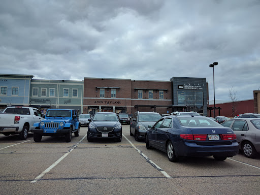 Camping Store «REI», reviews and photos, 98 Old Derby St Ste 470, Hingham, MA 02043, USA