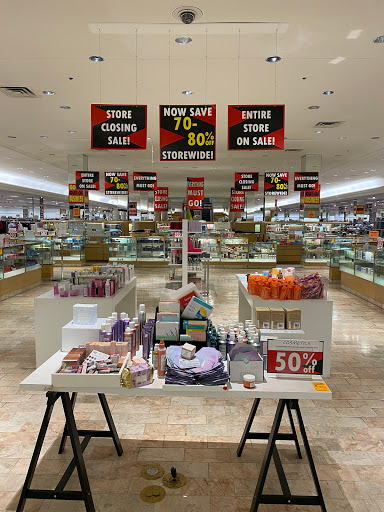 Department Store «Lord & Taylor», reviews and photos, 5065 Main St, Trumbull, CT 06611, USA