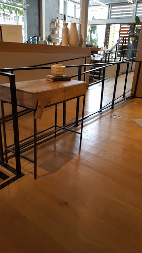 Furniture Store «west elm», reviews and photos, 5307 E Mockingbird Ln #100, Dallas, TX 75206, USA