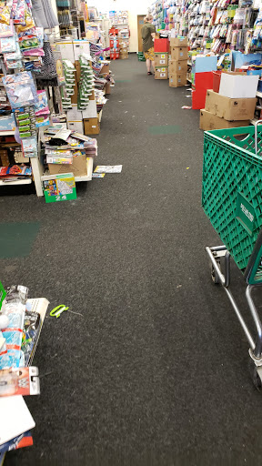 Dollar Store «Dollar Tree», reviews and photos, 1755 Mt Hood Ave #110, Woodburn, OR 97071, USA