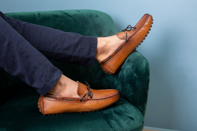 Comentarii opinii despre Savelli Shoes