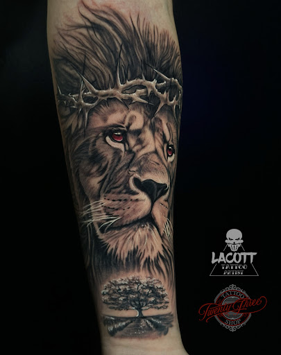 Explore cat and dog tattoo ideas, creative tattoo ideas in Lancaster, available at  23 Tattoo Shop