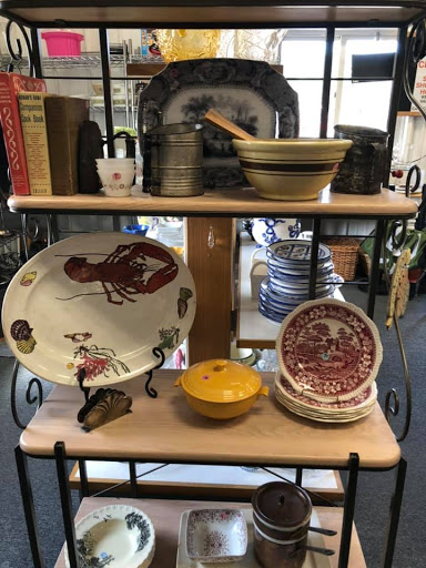 Thrift Store «Second Glance», reviews and photos, 2 Pond Rd # 1, Gloucester, MA 01930, USA