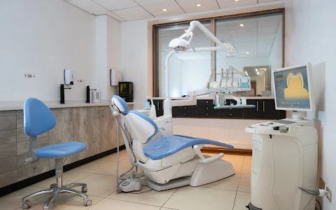 Clinica Dental Miramar image
