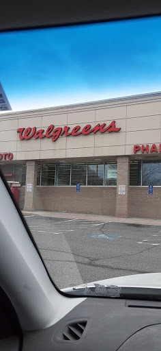 Walgreens, 425 W Main St, Meriden, CT 06451, USA, 