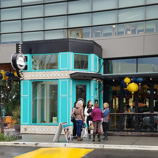 Computer Store «Apple University Village», reviews and photos, 2656 NE University Village St, Seattle, WA 98105, USA