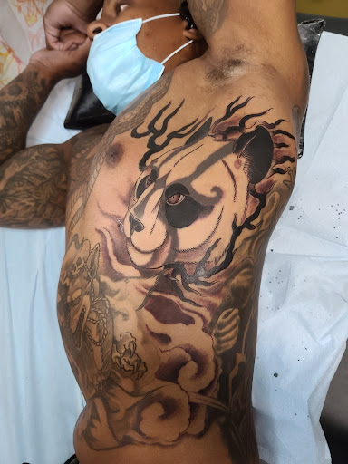 Tattoo Shop «Broken Lantern Tattoo», reviews and photos, 1931 Belgrade Ave, Charleston, SC 29407, USA