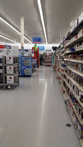 Discount Store «Walmart», reviews and photos, 206 US-1, Falmouth, ME 04105, USA