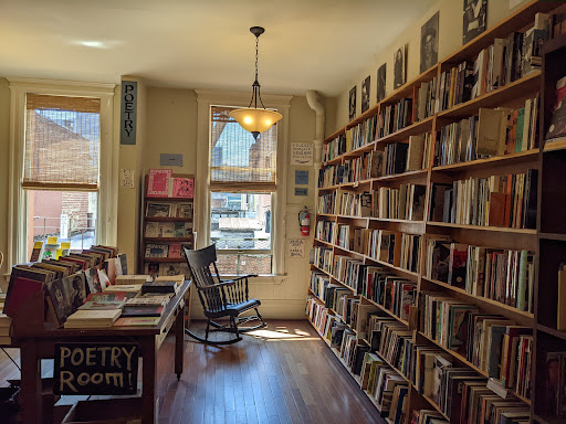 Book Store «City Lights Booksellers & Publishers», reviews and photos, 261 Columbus Ave, San Francisco, CA 94133, USA