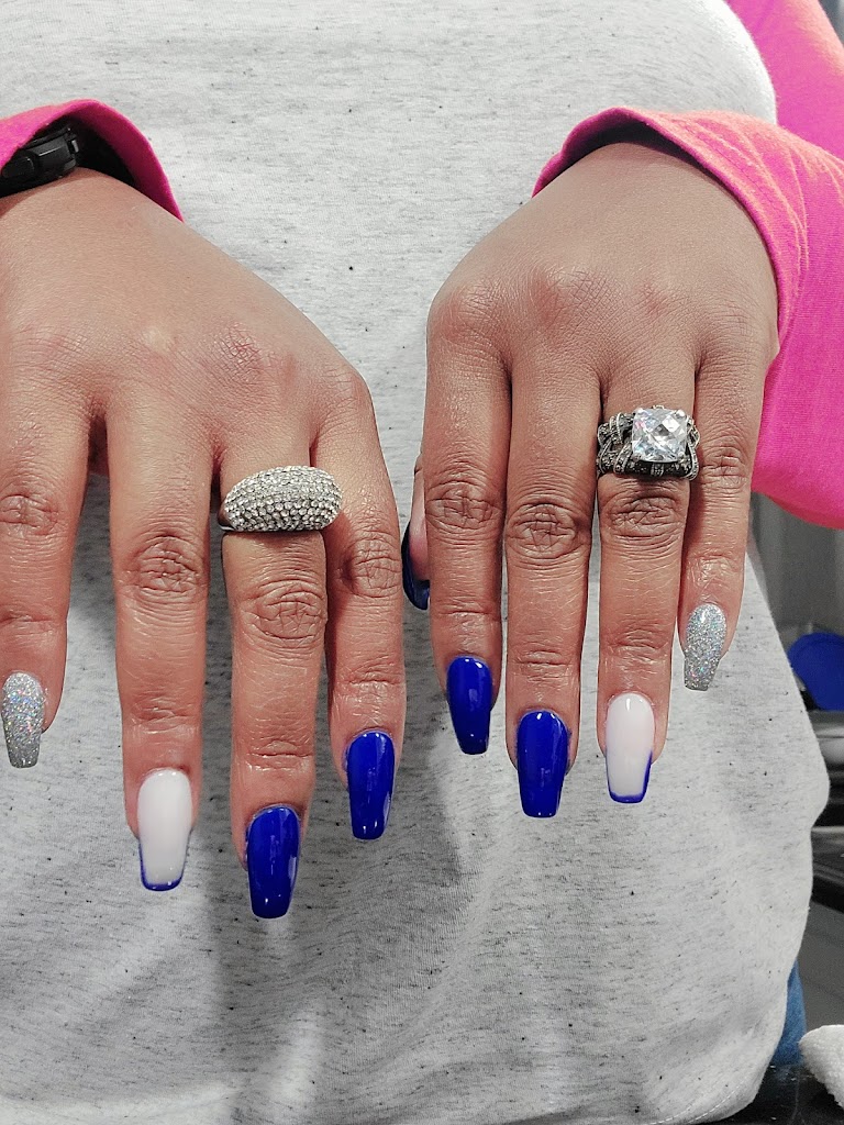 Waye’ Nail Salon 75214