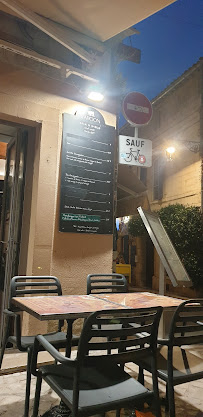 Atmosphère du Restaurant Brasserie L'Aficion à Arles - n°2