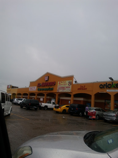 Supermarket «El Ahorro Supermarket Cambio De Cheques», reviews and photos, 3107 Blalock Rd, Houston, TX 77080, USA