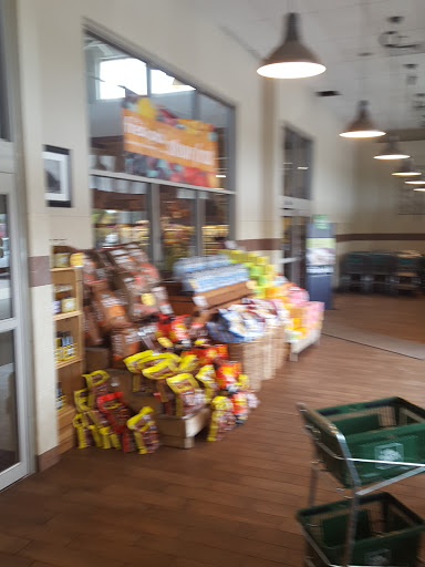 Grocery Store «The Fresh Market», reviews and photos, 11 Essington Dr, Hingham, MA 02043, USA