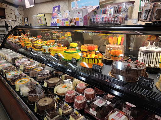 Grocery Store «Safeway», reviews and photos, 645 N San Antonio Rd, Mountain View, CA 94040, USA