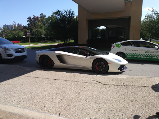 Jewelry Store «American Jewelry & Loan - Pontiac», reviews and photos, 546 N Telegraph Rd, Pontiac, MI 48341, USA