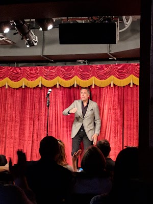 Brad Garretts Comedy Club - photo 67