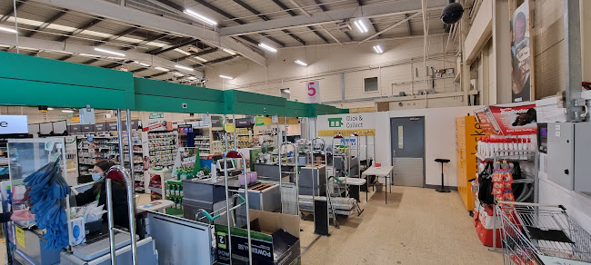 Reviews of Homebase - Dunfermline (including Bathstore) in Dunfermline - Hardware store