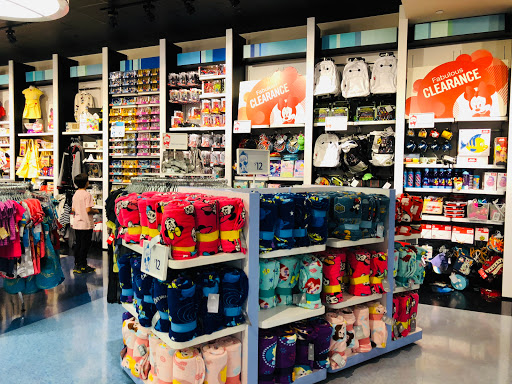 Shopping Mall «Las Vegas South Premium Outlets», reviews and photos, 7400 S Las Vegas Blvd, Las Vegas, NV 89123, USA