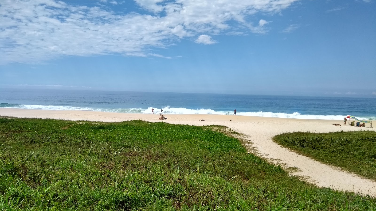 Praia de Jacone II'in fotoğrafı çok temiz temizlik seviyesi ile